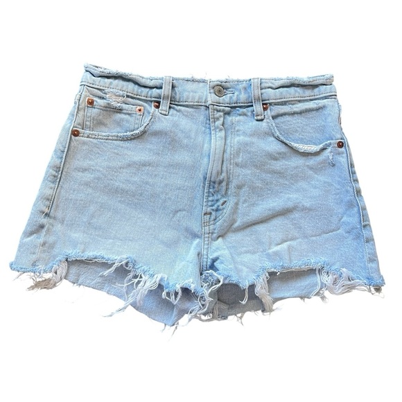 Abercrombie & Fitch Pants - Abercrombie & Fitch The Mom Short High Rise Light Wash Denim Shorts Size 26